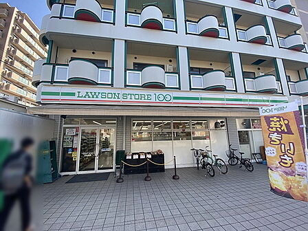 ローソンストア100壬生辻町店まで220m