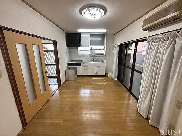 リビング/ダイニングを拡大表示