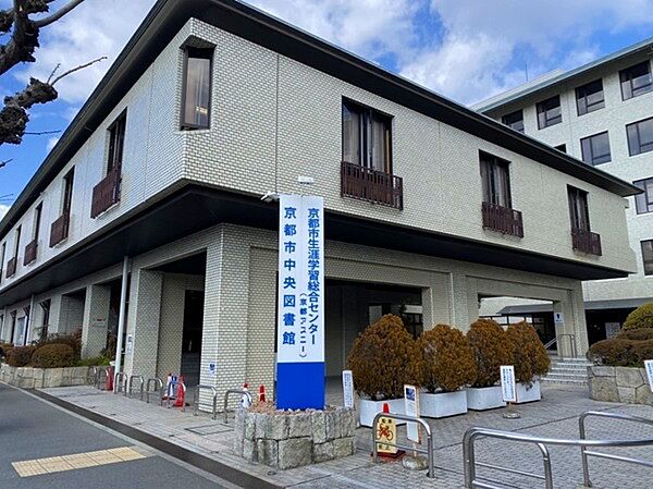 周辺を拡大表示