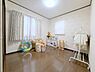 洋室：洋室5．3帖
