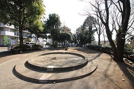 下草柳公園まで3m