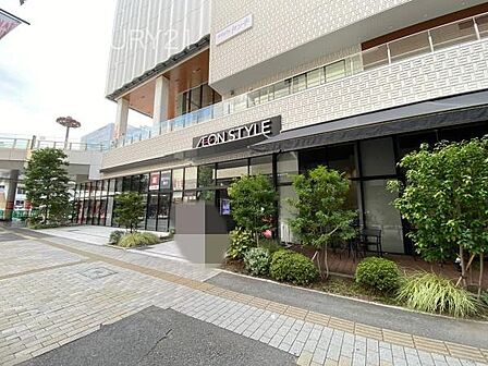 イオンスタイル高崎駅前まで627m