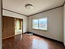寝室：寝室・7帖。家族構成に合わせて様々な用途でお使いいただけます。