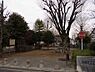 周辺：北原緑地まで740m