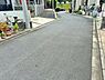 その他：交通量が少なめな前面道路で安心です