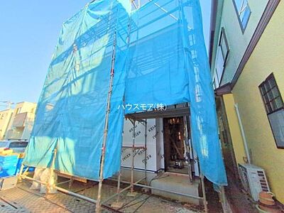 外観：建設中です！施工例のご見学できます！周辺環境や他物件もまとめてご案内可能です！不動産の事ならどんな事でもお気軽にご相談ください。