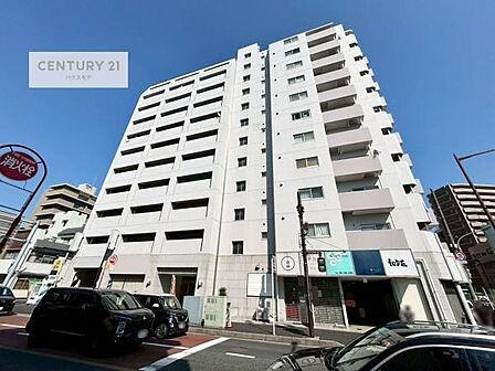 新規リノベーション済です!当日のご案内が可能です。連絡いただければ、ご見学ができますのでお気軽にお問い合わせください。お仕事帰りにもどうぞ!ご要望にあわせて、希望のお家を必ず探します!