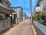 その他：前面道路4ｍ。陽当り良好な立地です。車庫入れが苦手な方も安心ですね。