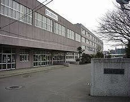 柏市立柏中学校まで720m