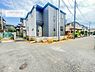 その他：前面道路4ｍ×5ｍ！陽当り良好な立地です。車庫入れが苦手な方も安心ですね。