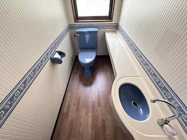トイレを拡大表示