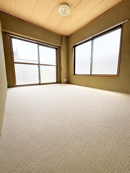【洋室】※室内写真はAI加工により荷物・私物を除去加工しています。実際の状況と異なる場合があります。