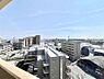 その他：【現地からの眺望】バルコニーから見た眺め。視界を遮る建物がなく、開放感あふれる眺望が広がります。