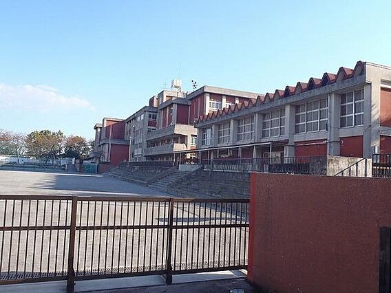藤沢市立高倉中...