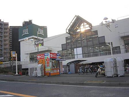 Fuji善行店まで350m