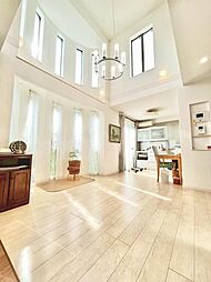 藤沢市羽鳥4丁目　中古戸建 4LDKのリビング/ダイニング