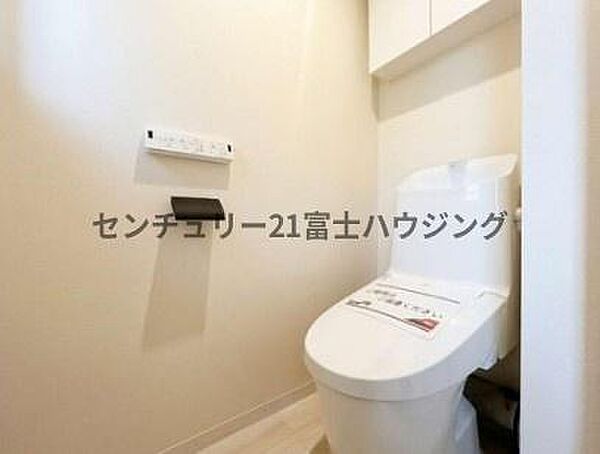 トイレを拡大表示