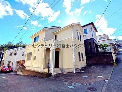 外観：リフォームいたしました。いつでもご案内が可能です。