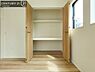 収納：【クローゼット】お部屋ごとに設けた収納は住みやすさへのこだわりです。