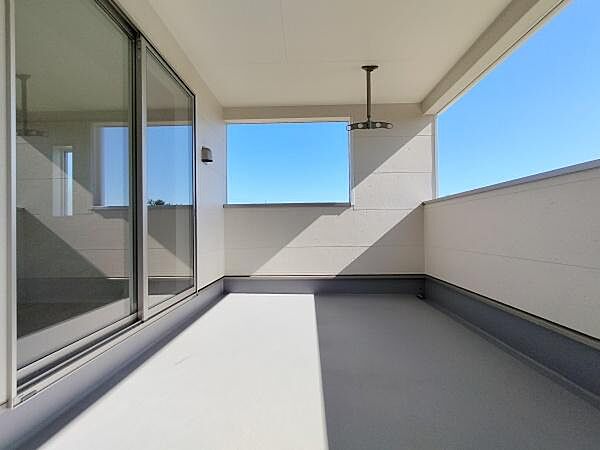 バルコニーを拡大表示
