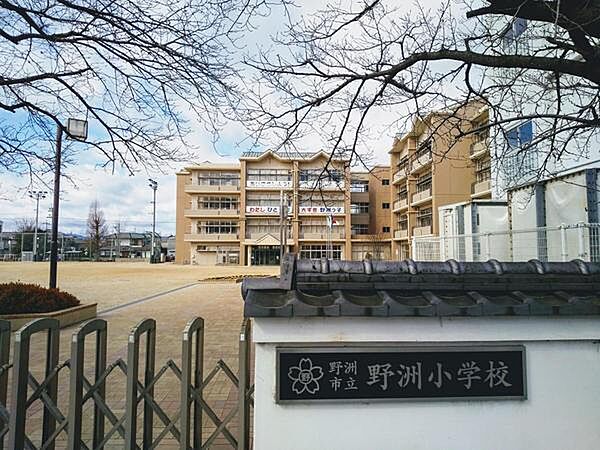 画像22:野洲市立野洲小学校まで384m