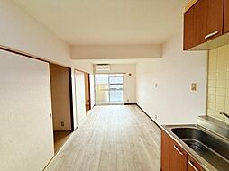 アスシャルマン野洲　野洲市小篠原 3階3LDKのリビング/ダイニング