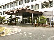 野洲市役所まで674m
