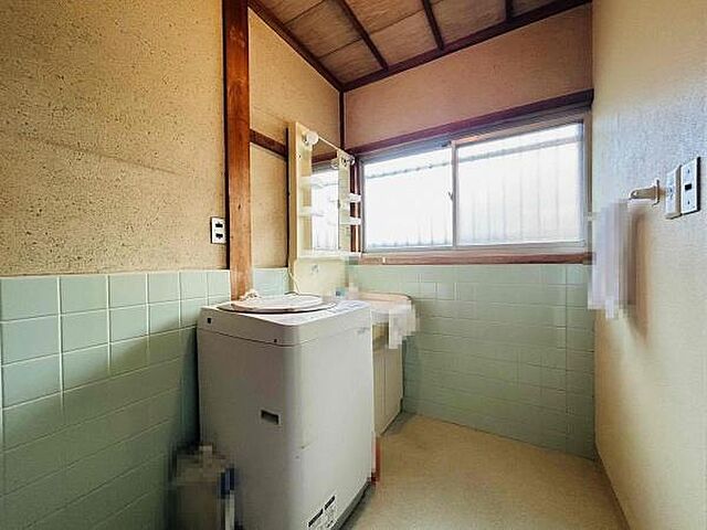 洗面 葛城市長尾