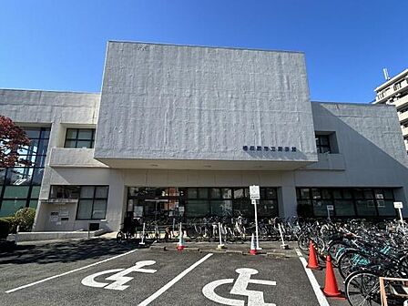 相模原市立図書館まで800m