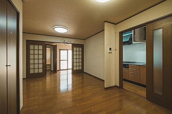 洋室を拡大表示