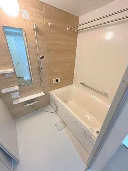 浴室を拡大表示