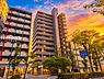 その他：落ち着きのある夕暮れ、家族を優しく迎える住まいです♪（空と明かりなどはCG加工です）