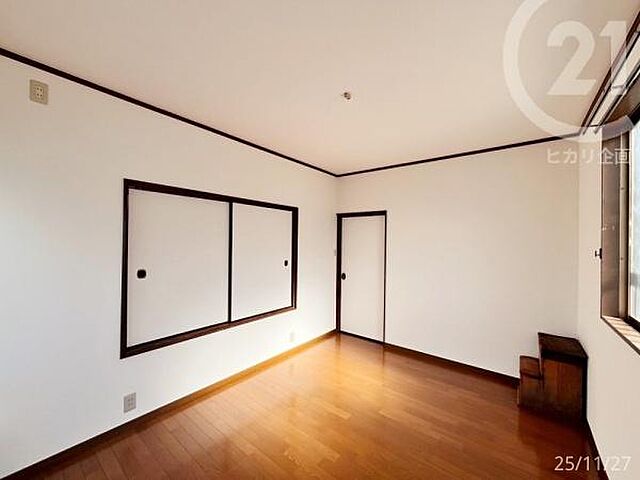 室内 武蔵村山市神明4丁目