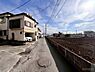 その他：西側道路に面しています。周辺は閑静な住宅地で落ち着いた住環境です。