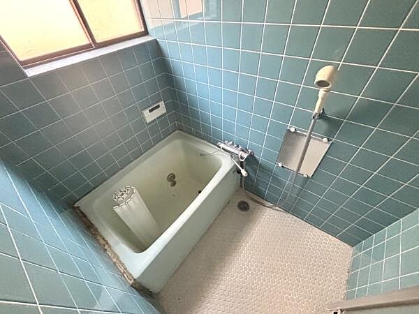 浴室を拡大表示