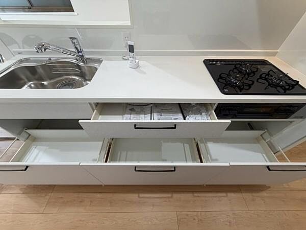 キッチンを拡大表示