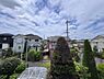 その他：現地から広がる空と緑のパノラマは、日々の暮らしに自然のゆとりをもたらしてくれます。都市の喧騒を離れ、四季の移ろいを身近に感じながら暮らせる環境は、一戸建てならではの特権です。