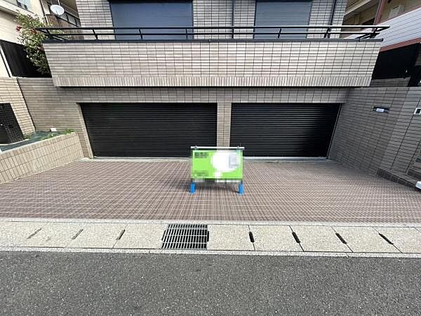 駐車場を拡大表示