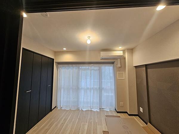 洋室を拡大表示