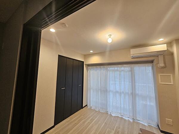 洋室を拡大表示