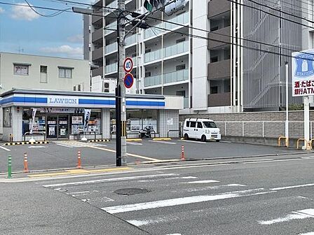 ローソン西京極北庄境町店まで530m