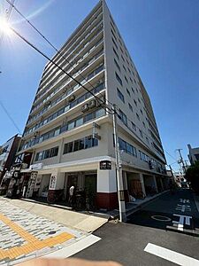 外観：近鉄大阪線「俊徳道駅」徒歩2分、JRおおさか東線「JR俊徳道駅」徒歩2分で通勤通学に便利です