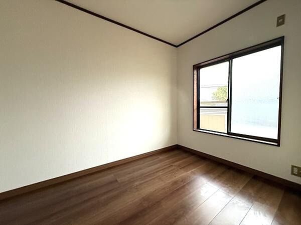 洋室を拡大表示