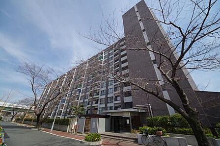 現地外観写真です♪内覧ご希望の方はお問い合わせください♪