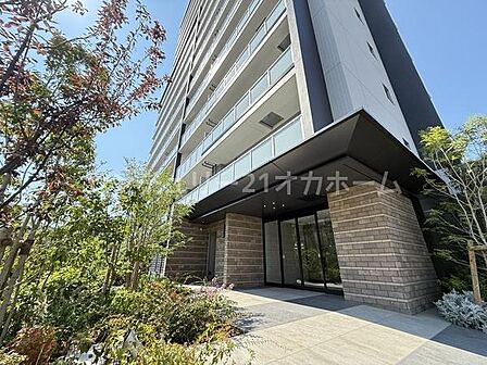 現地外観マンション入り口