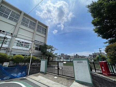 荒川区立瑞光小学校まで662m