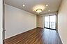 洋室：バルコニーに面している明るい部屋です！