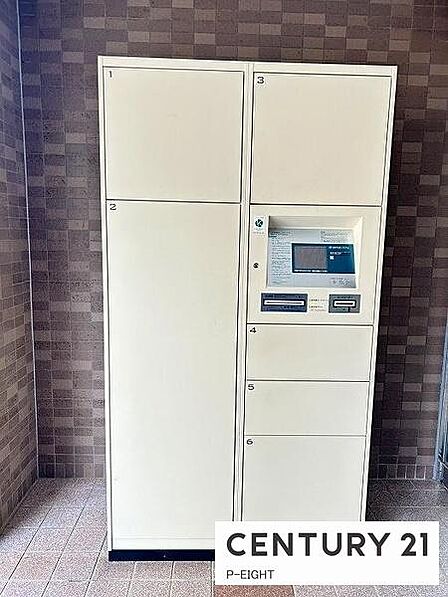 不在時の荷物の受け取りにも便利な宅配ボックスもあります！