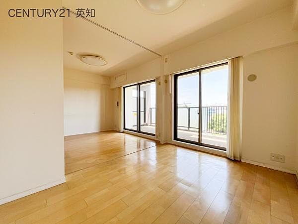洋室を拡大表示