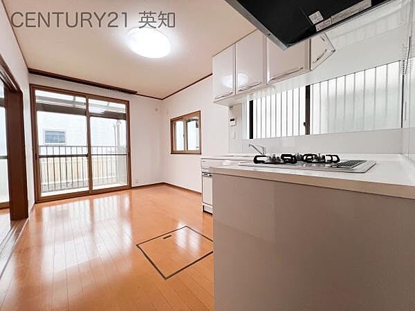キッチンを拡大表示